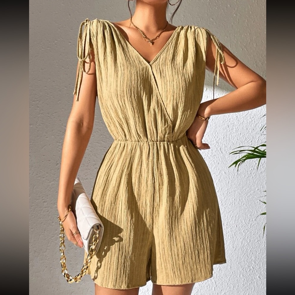 1. Drawstring Shoulder Tie Back Romper
